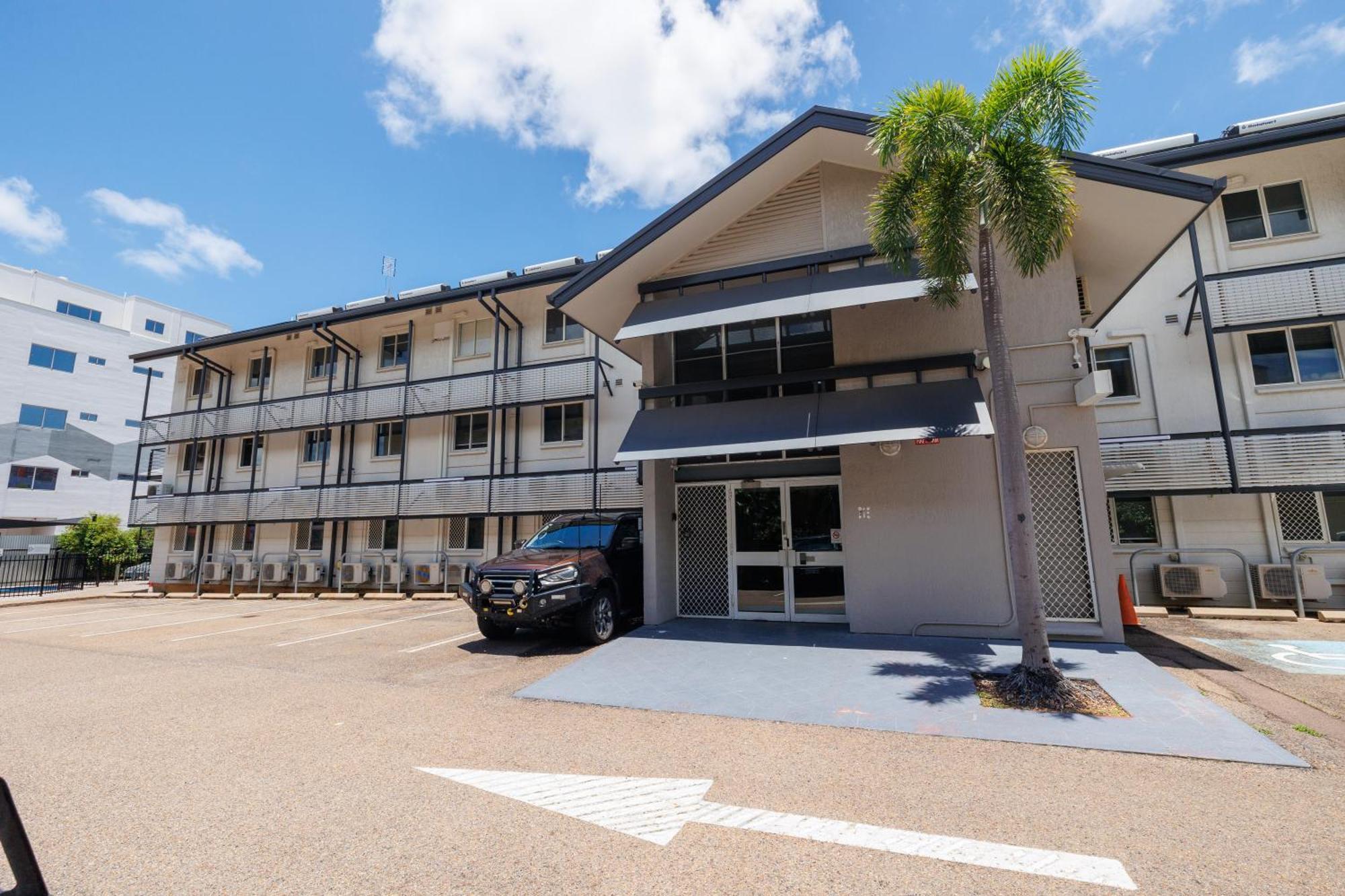 Hotel Dch On Mitchell Darwin Exterior foto